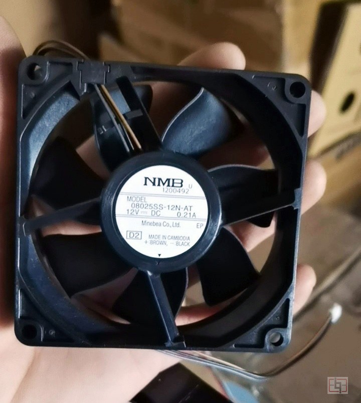 NMB 08025SS-12N-AT 12V 0.21A 3wires Cooling Fan