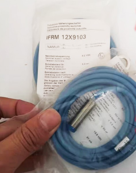 Baumer IFRM 12X9103 Inductive Proximity Switch