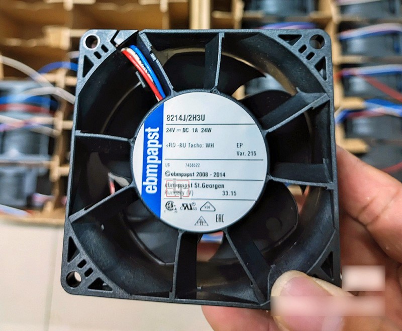 Ebmpapst 8214J/2H3U 24V 1A 24W 3wires Cooling Fan