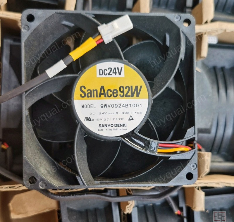 SANYO 9WV0924B1001 24V 0.39A 3wires Cooling Fan