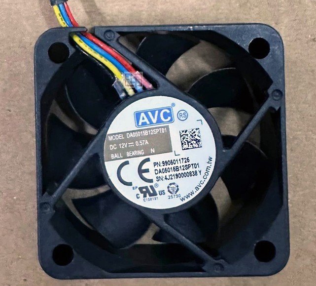 AVC DA05015B12SPT01 12V 0.57A 4wires cooling fan