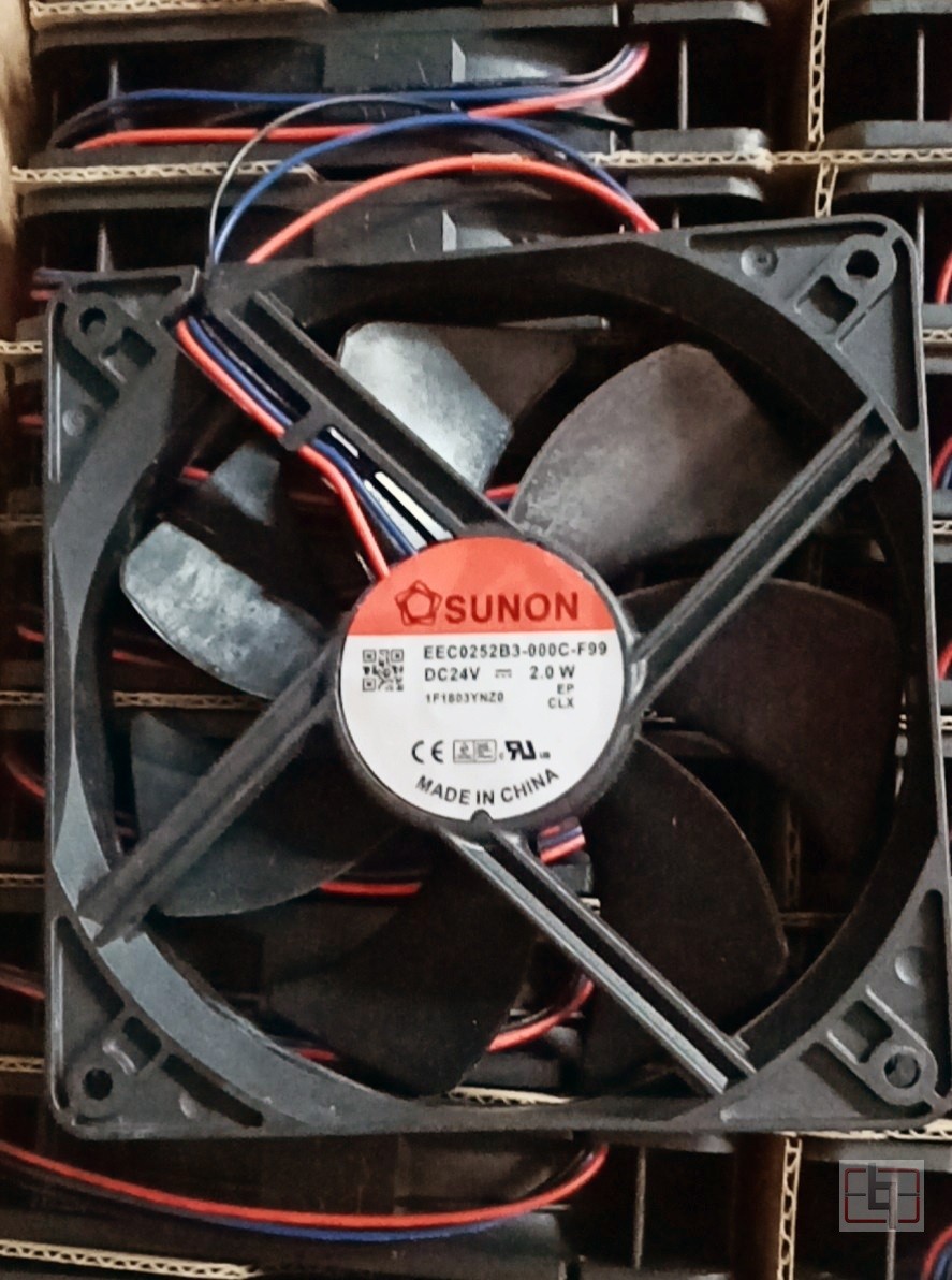SUNON EEC0252B3-000C-F99 EEC0252B3000CF99 24V 2.0W 3wires Cooling Fan 