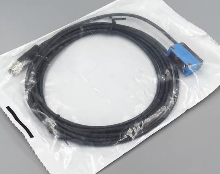 SICK GL6-P0111S61 Photoelectric Switch Sensor