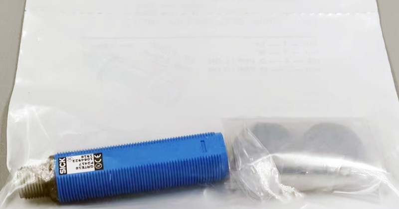 SICK GRTE18-P2417 Photoelectric Switch Sensor