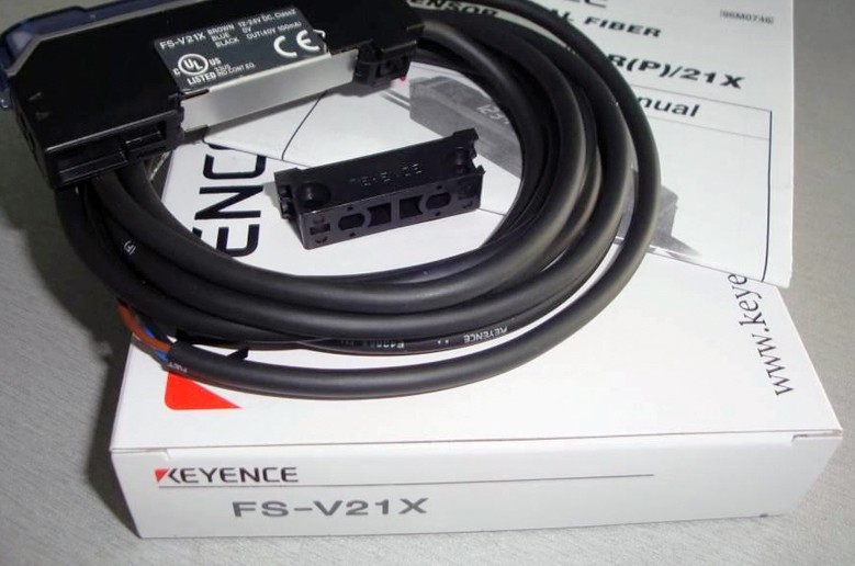 KEYENCE FS-V21X Optical Fiber Amplifier