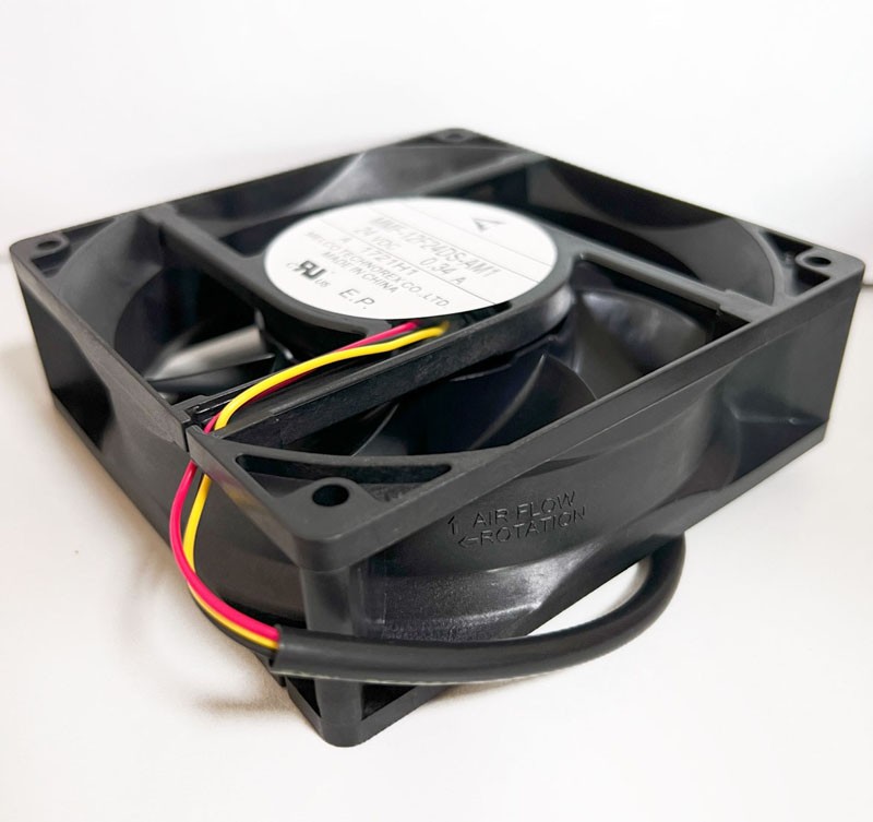 MitsubisHi MMF-12F24DS-AM1 24V 0.34A 3wires Cooling Fan 