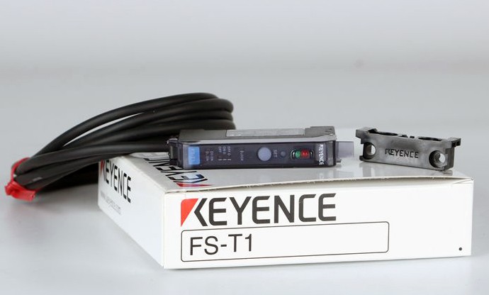 KEYENCE FS-T1 Optical Fiber Amplifier