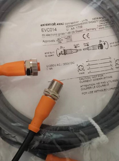 IFM EVC014 Connecting Cables