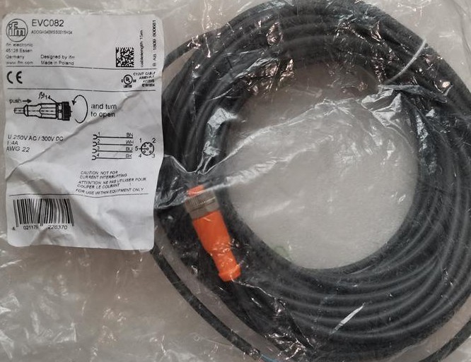 IFM EVC082 Connecting Cables