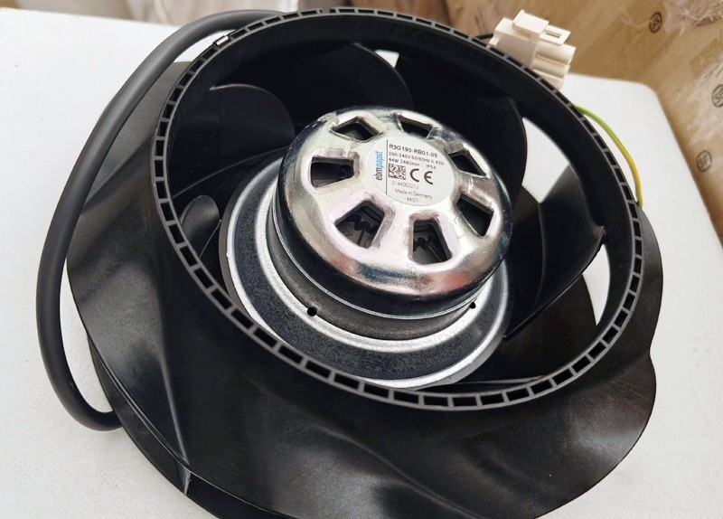 Ebmpapst R3G190-RB01-06 200/240V 0.43A 44W Cooling Fan - Original New