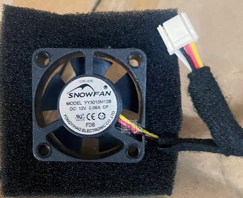 SNOWFAN YY3010M12B 12V 0.06A 4wires Cooling Fan 
