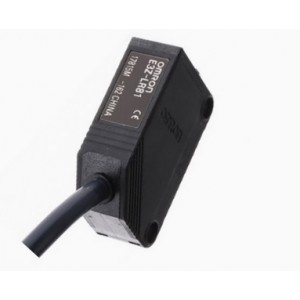 OMRON E3Z-LR81 Photoelectric Switch Sensor - Original New