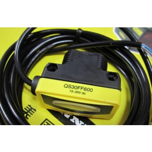 BANNER QS30FF600 Photoelectric Switch Sensor
