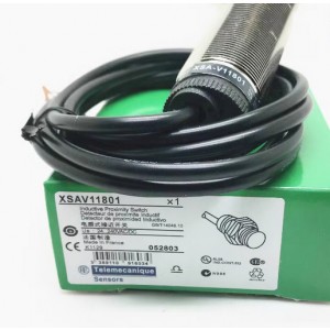 Schneider XSA-V11801 Inductive Proximity Switch