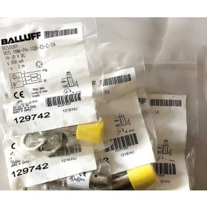 BALLUFF BOS00RY BOS 18M-PA-1QB-E5-C-S4 Photoelectric Switch Sensor - Original New
