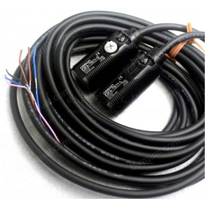 OMRON E3FA-TN11 (E3FA-TN11-L E3FA-TN11-D ) Photoelectric Switch Sensor Pair - Original New
