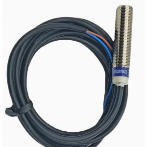 Schneider XS612B1NAL2 Inductive Proximity Switch
