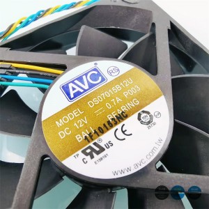 AVC DS07015B12U 12V 0.7A 4wires Cooling Fan