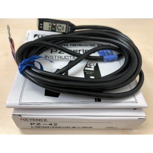 KEYENCE PZ-42 Sensor