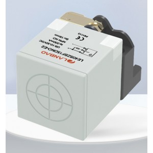 LANBAO LE40SZSF10LI4M-E2 Analog Sensor Proximity Switch