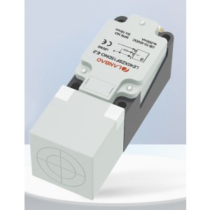 LANBAO LE40XZSF10LIUM-E2 Analog Sensor Inductive Switch