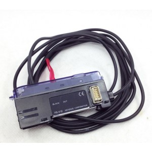 KEYENCE FS-V12 Optical Fiber Amplifier - Original New
