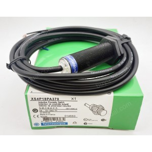 Schneider XS4P18PA370 Inductive Proximity Switch